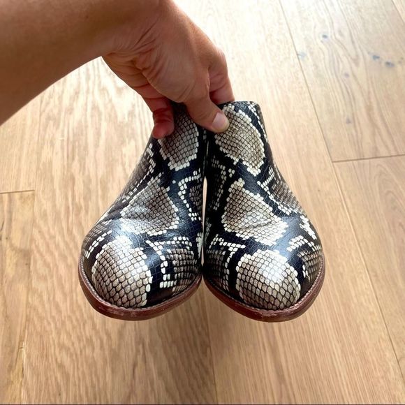 Madewell leather booties | Size 7.5 US - Picture 7 of 8